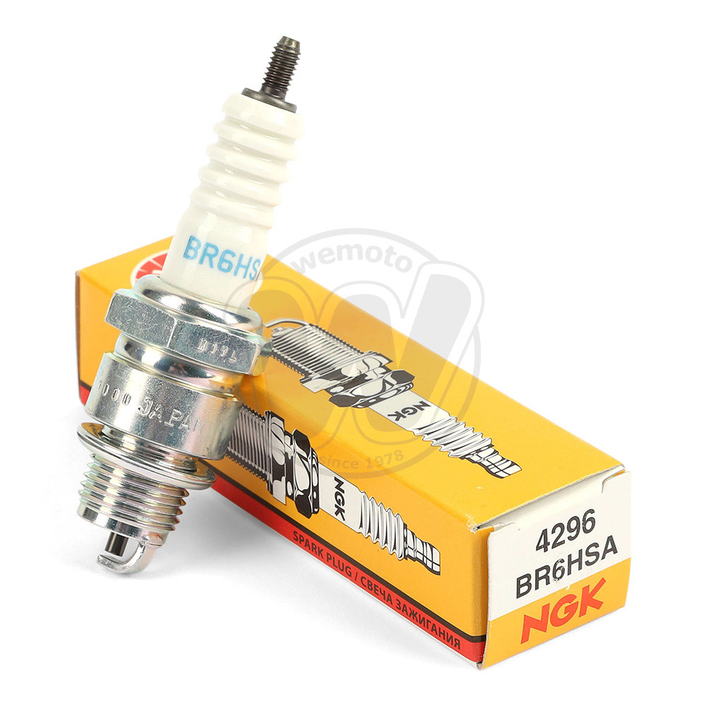 NGK Spark Plug For Honda 50cc PC50K (OHV) 70 – No.4629 – C7HSA